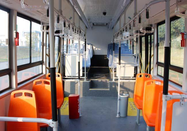 City Luxury Passenger Bus , Public Transportation Bus Vehicle Assembly 2